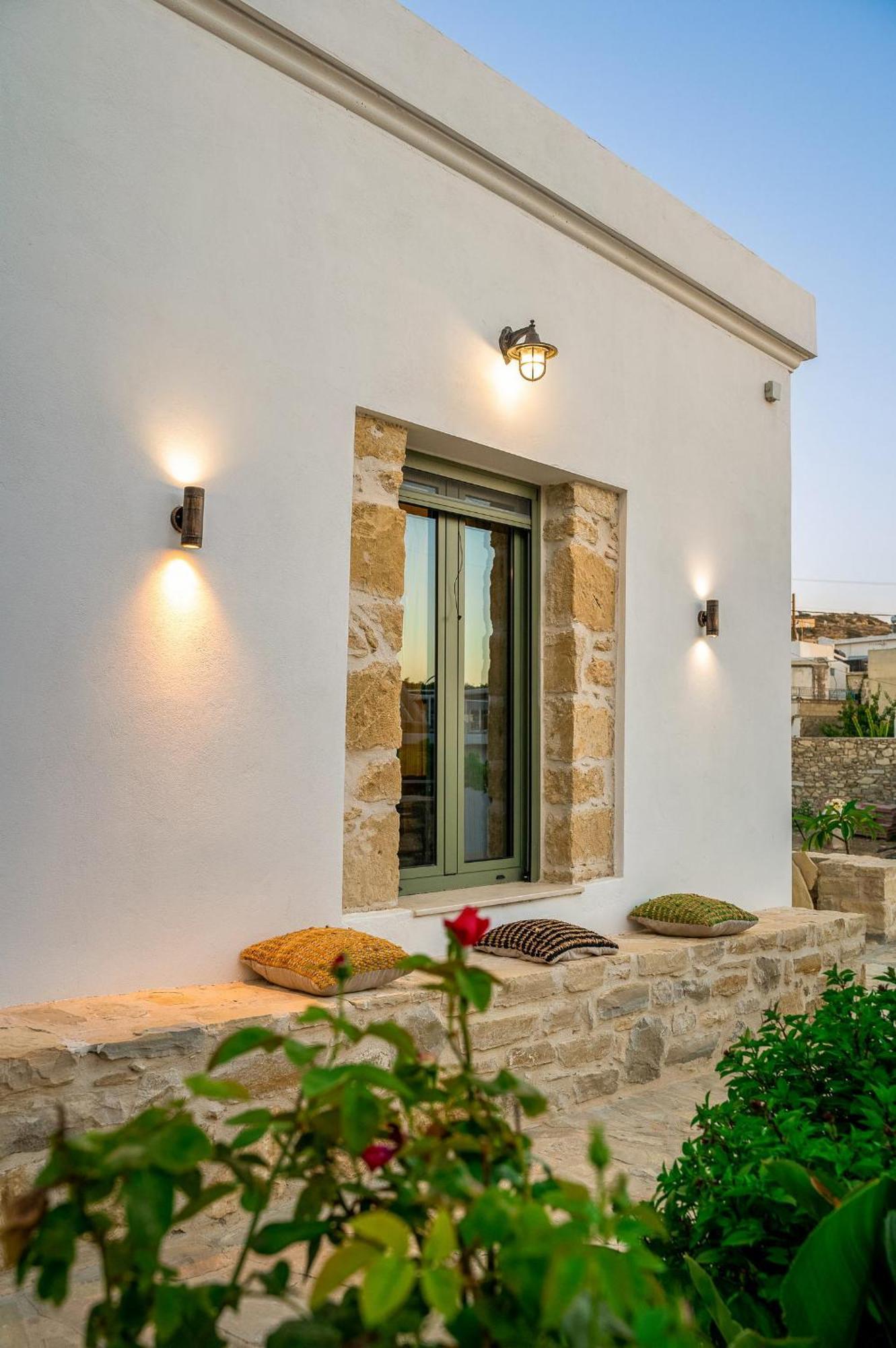 Papadia Luxury Apartments Pitsidia Exterior foto